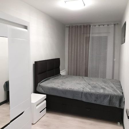 Apartament Skarbowa 1& Parking Leszno  Εξωτερικό φωτογραφία